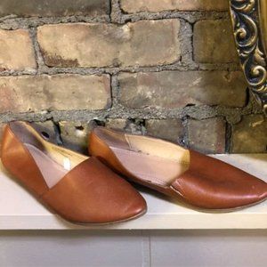 Brown Universal Threads Brown Loafer Flats Size 9
